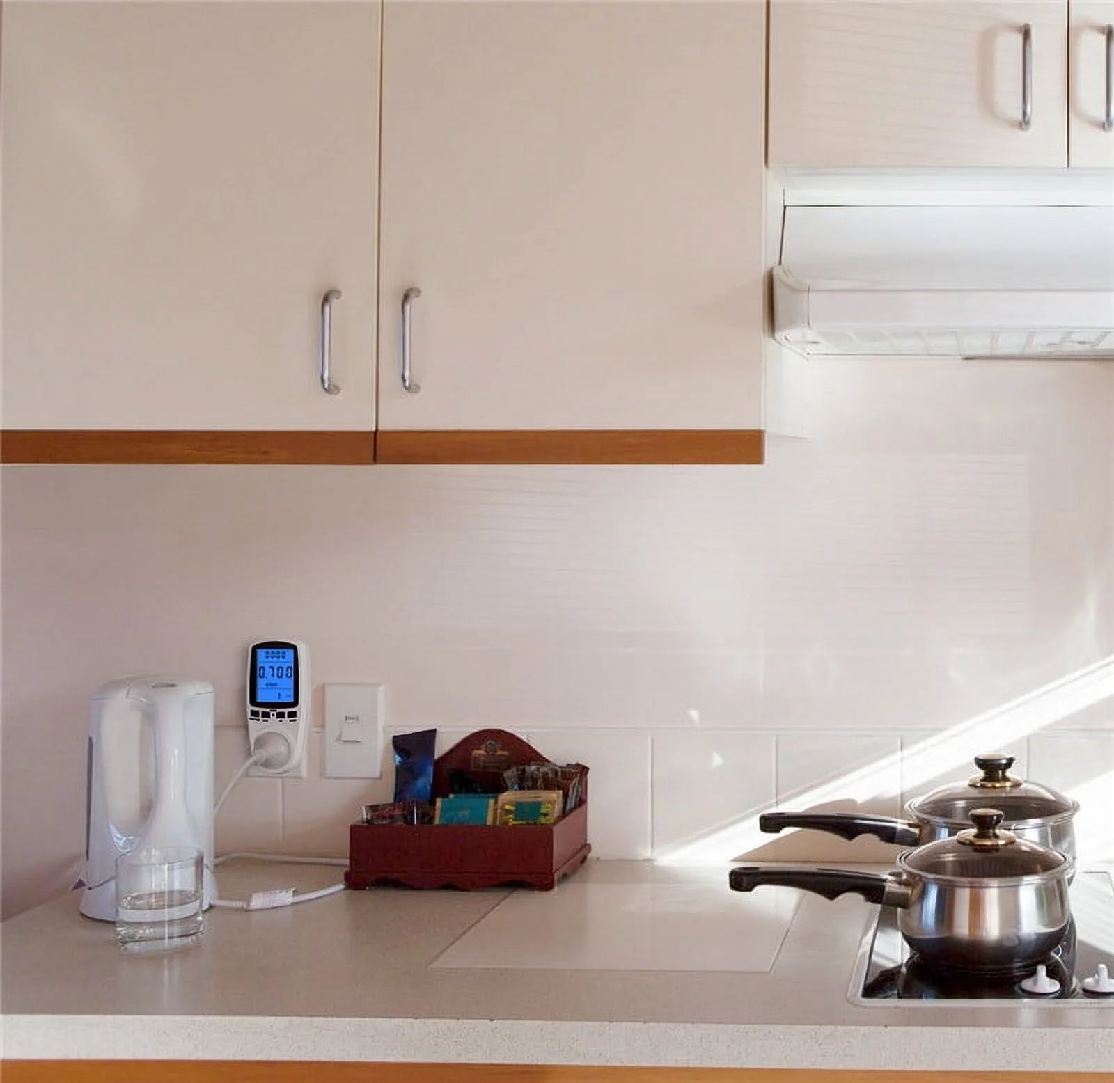 Electricity Usage Monitor Power Meter Energy Watt Volt Consumption with LCD Display Overload for Home Kitchen